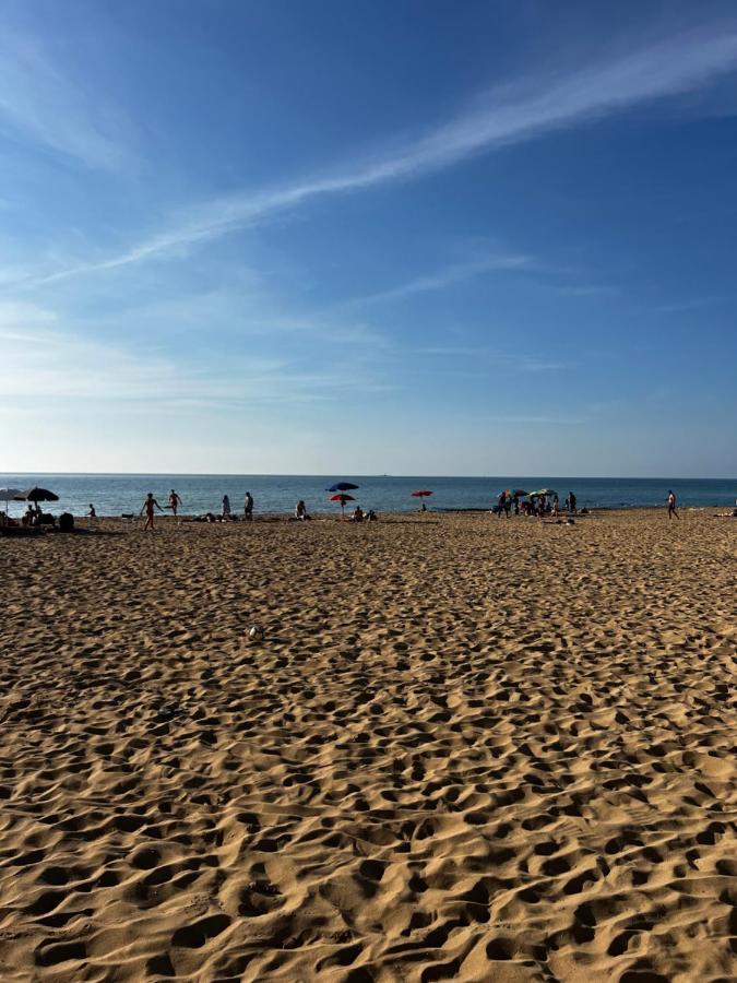 A Casa Di Rosa,Fronte Spiaggia, Piscina,Parcheggio Трапани Екстериор снимка
